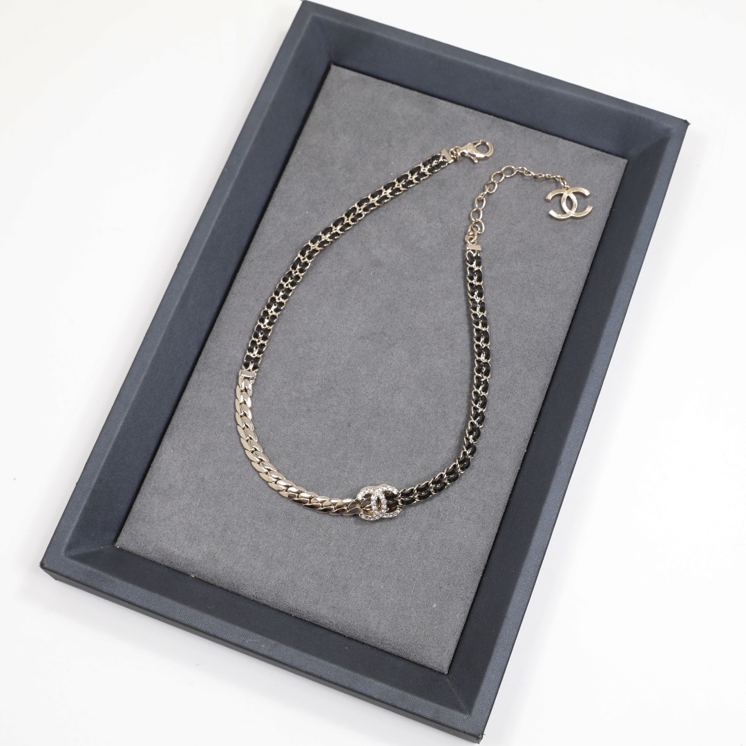 CCN070 Metal and leather chain with crystal cc logo pendant Necklace - ccjewelryacc