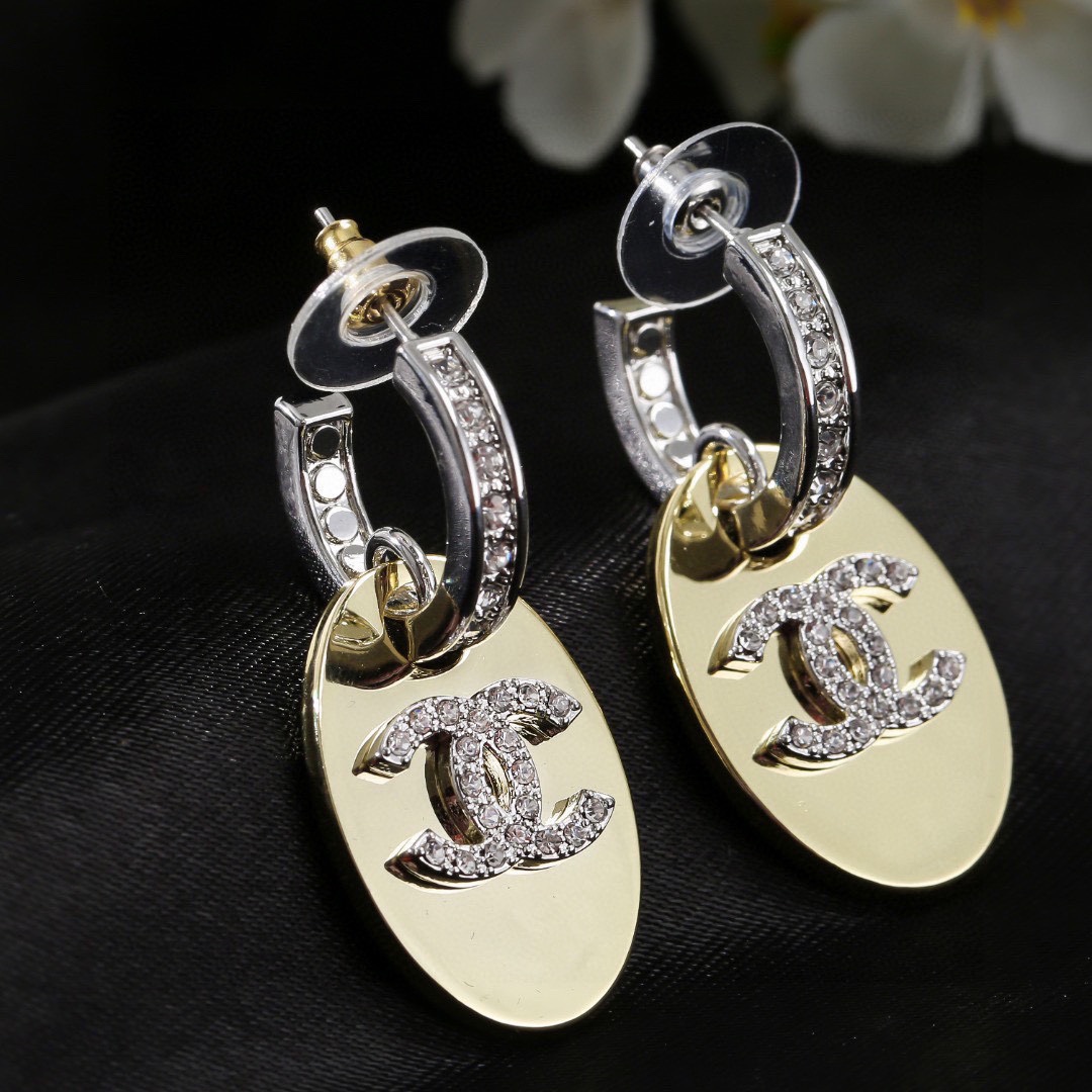 CCE054 Metal crystal CC logo earring - ccjewelryacc