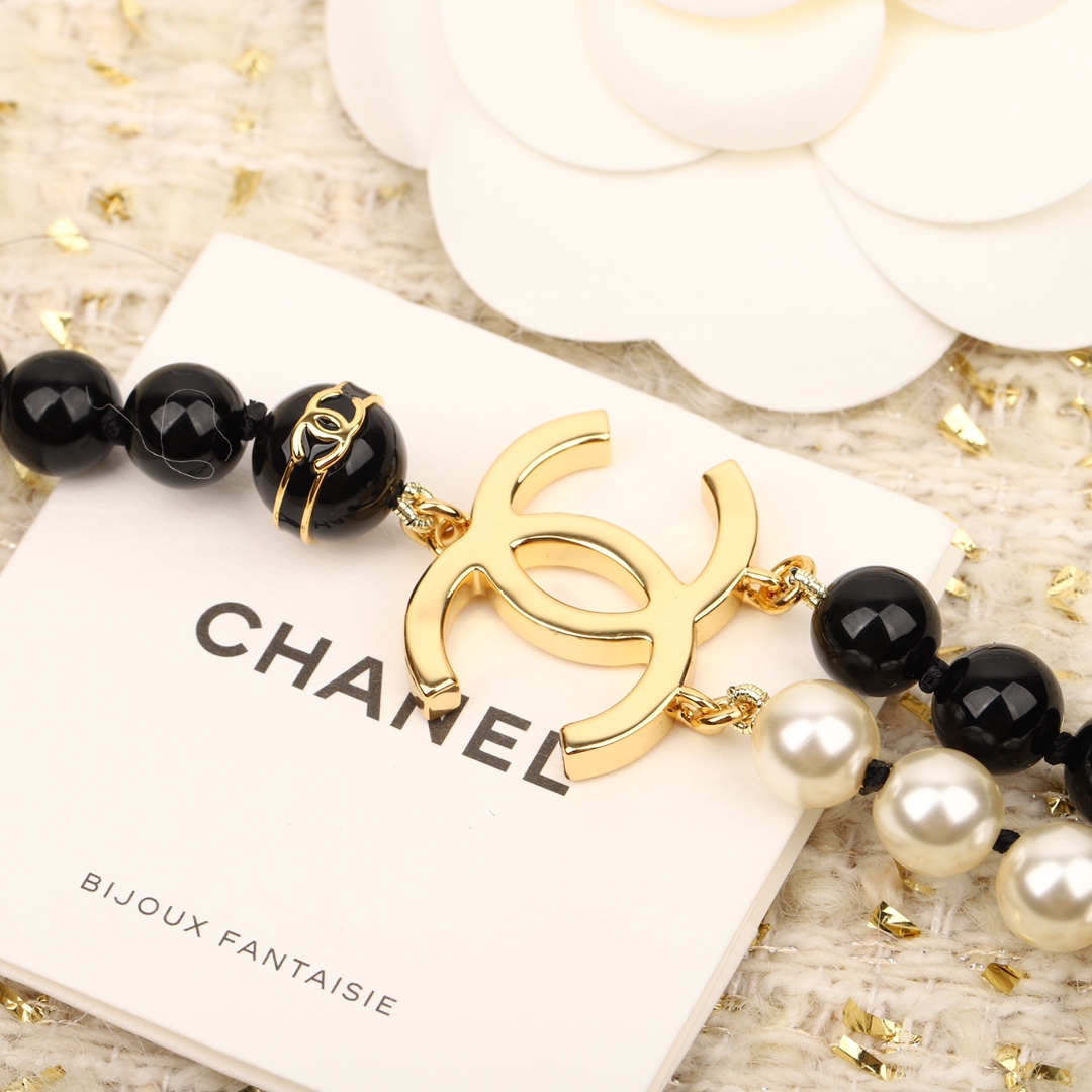 CCN442 CC double-deck necklace with black and white pearls - ccjewelryacc