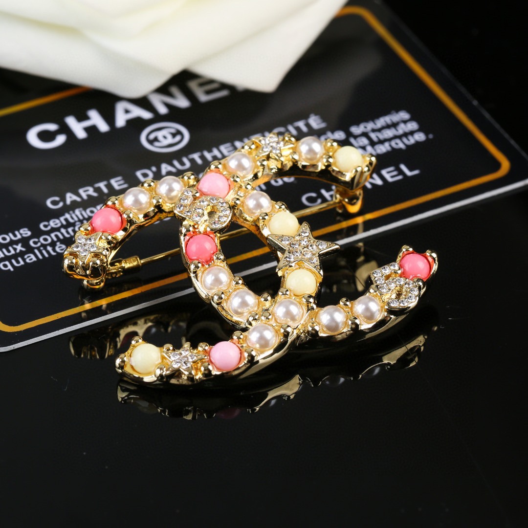 BCB379 Crystal star No 5  pink and white pearl cc logo brooch pin - ccjewelryacc
