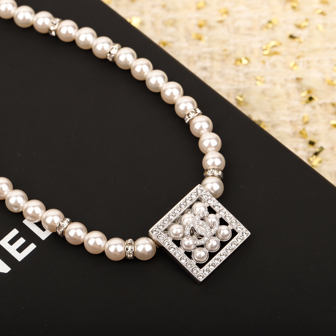 CCN441 24S CC square pearl choker necklace - ccjewelryacc