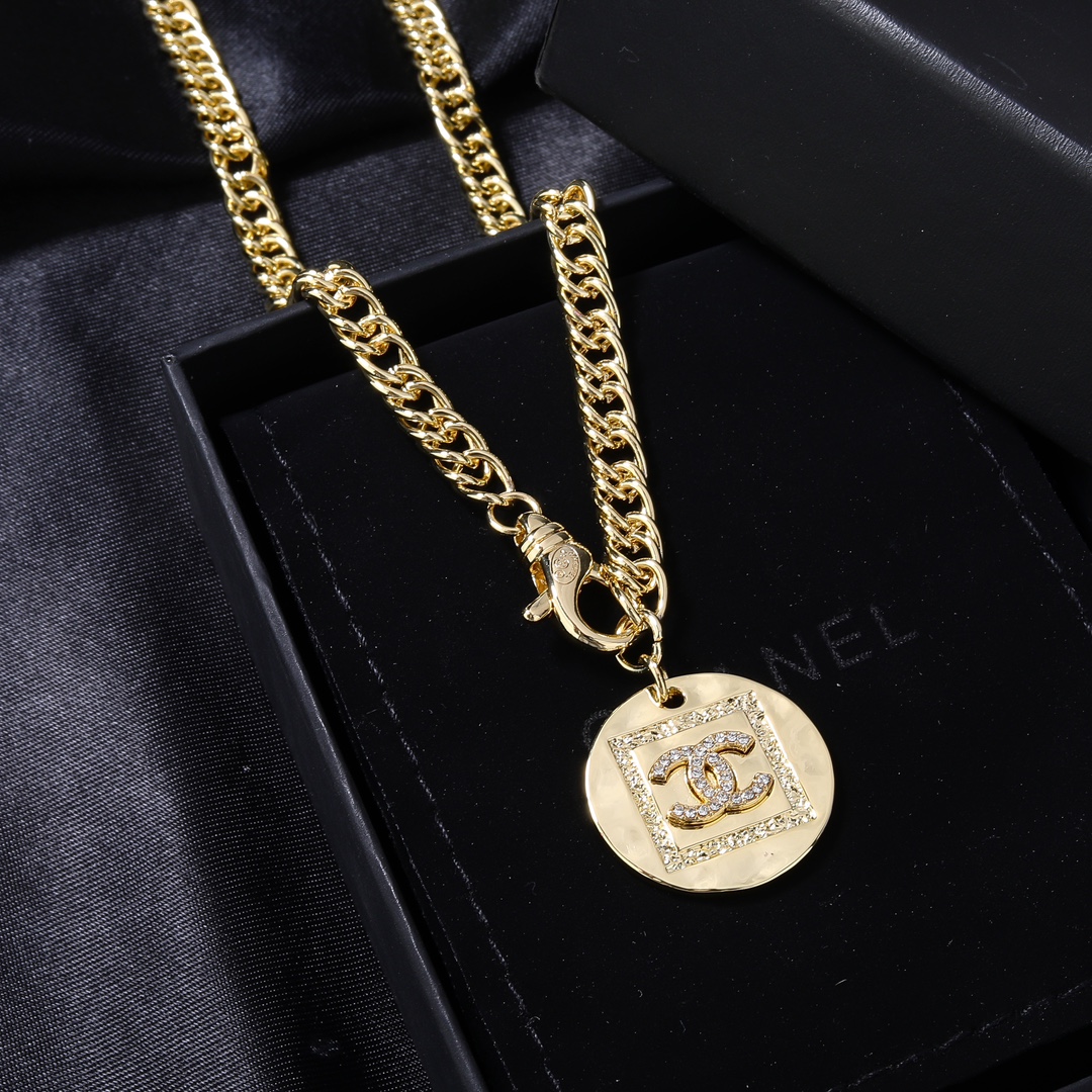 CCN463 CC Pendant Necklace - ccjewelryacc