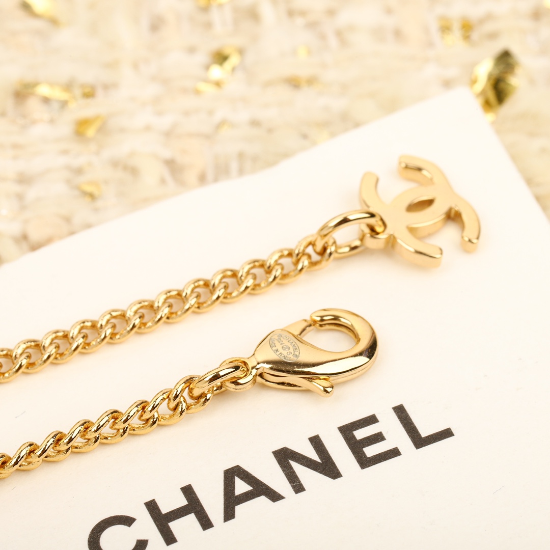 CCN381 CC Pendant Necklace - ccjewelryacc