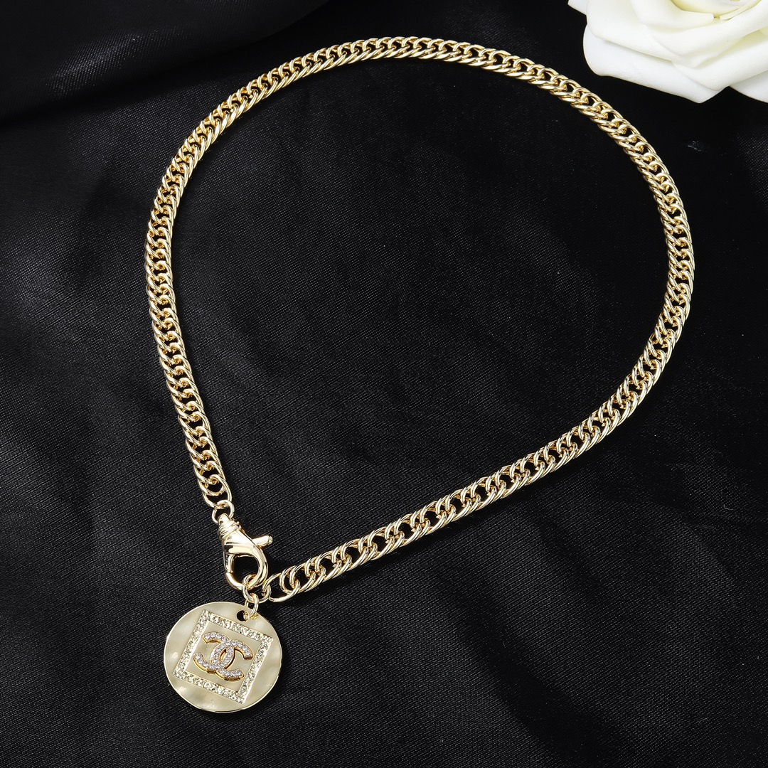 CCN463 CC Pendant Necklace - ccjewelryacc