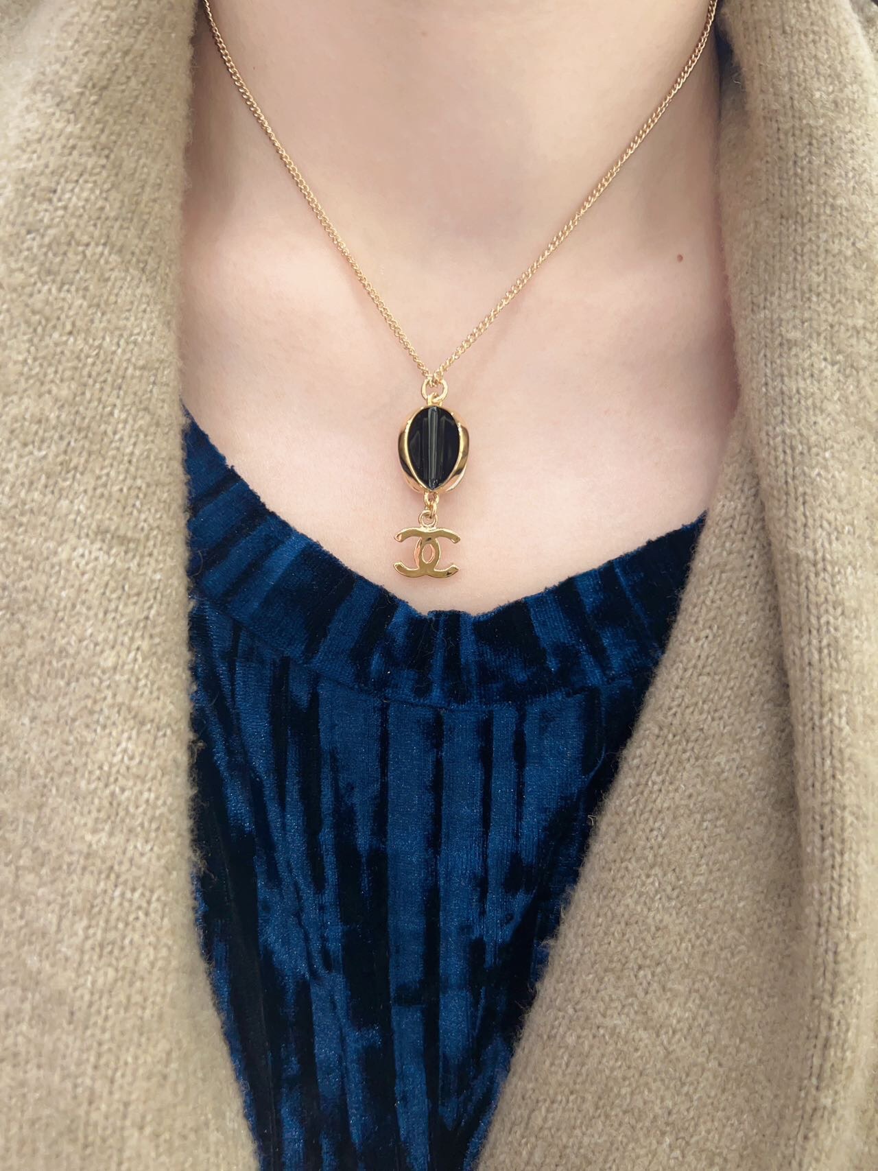 CCN381 CC Pendant Necklace - ccjewelryacc