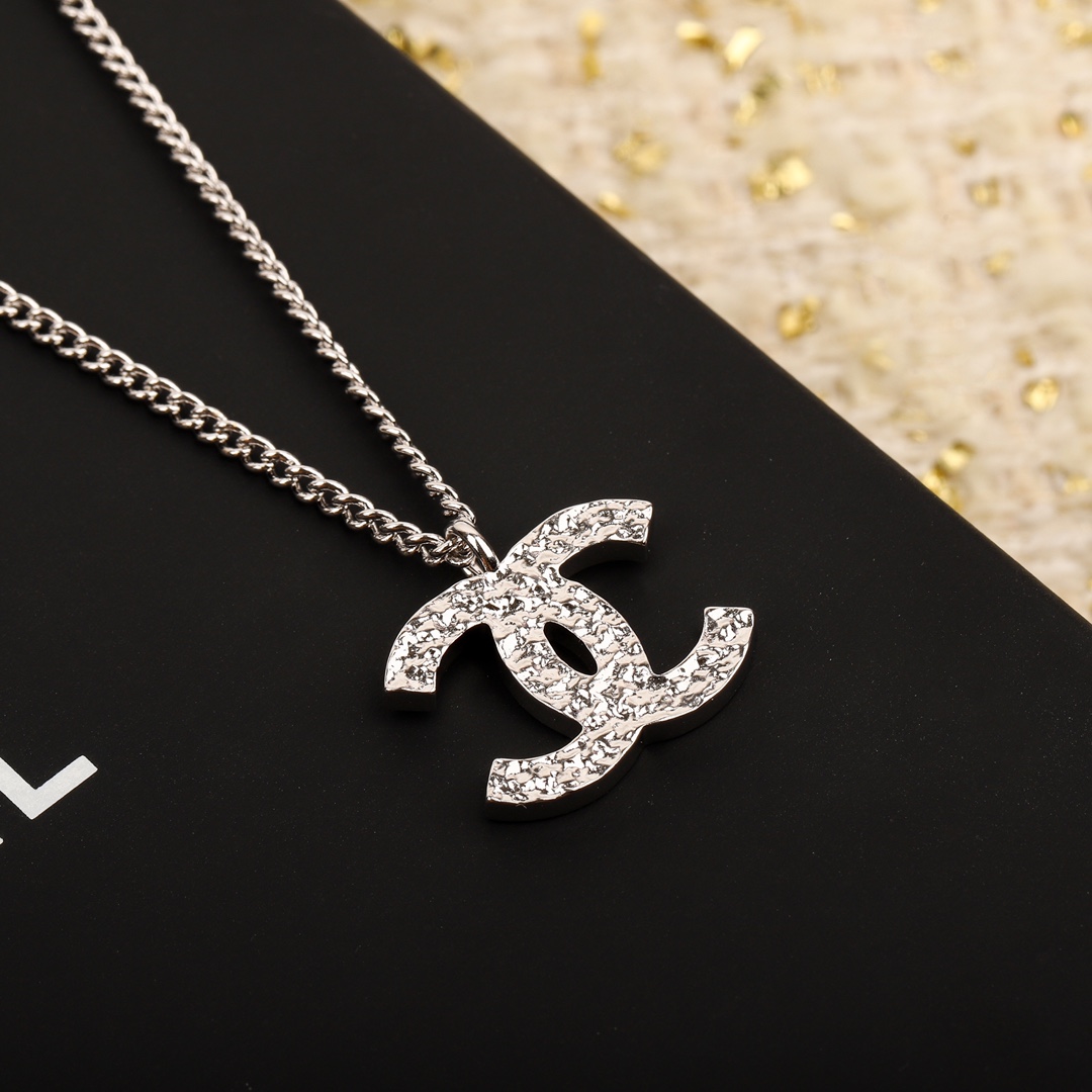 CCN461 CC Pendant Necklace - ccjewelryacc