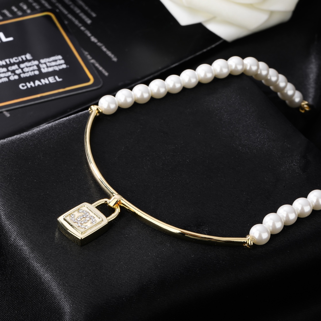 CCN476 CC pearl lock choker necklace - ccjewelryacc