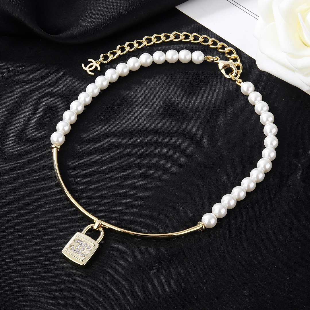 CCN476 CC pearl lock choker necklace - ccjewelryacc