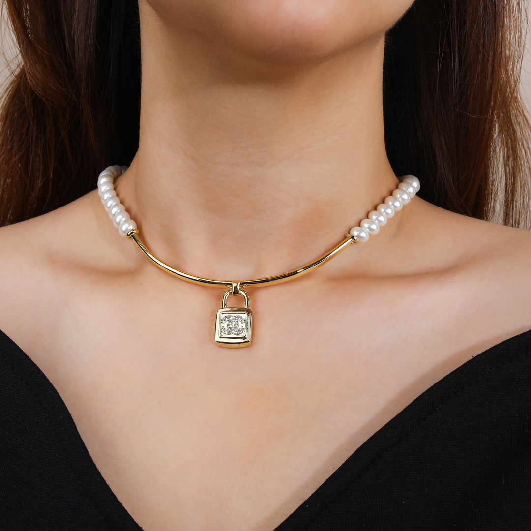 CCN476 CC pearl lock choker necklace - ccjewelryacc