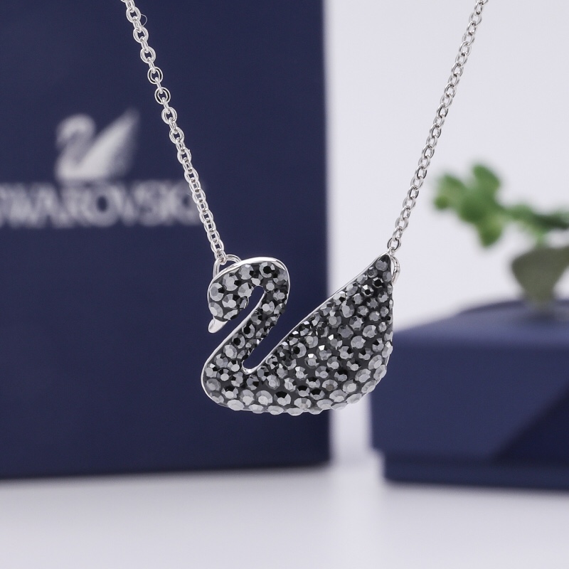 SVN002 Swarovski iconic swan pendant necklace Black - ccjewelryacc