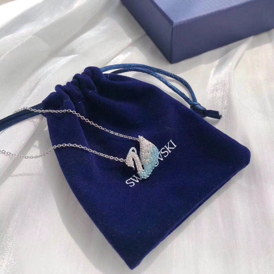 SVN001 Swarovski Gradient blue crystal swan pendant necklace - ccjewelryacc