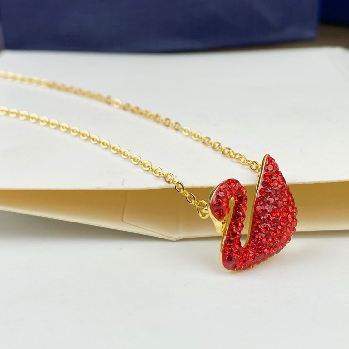SVN004 Swarovski Red crystal swan pendant necklace - ccjewelryacc
