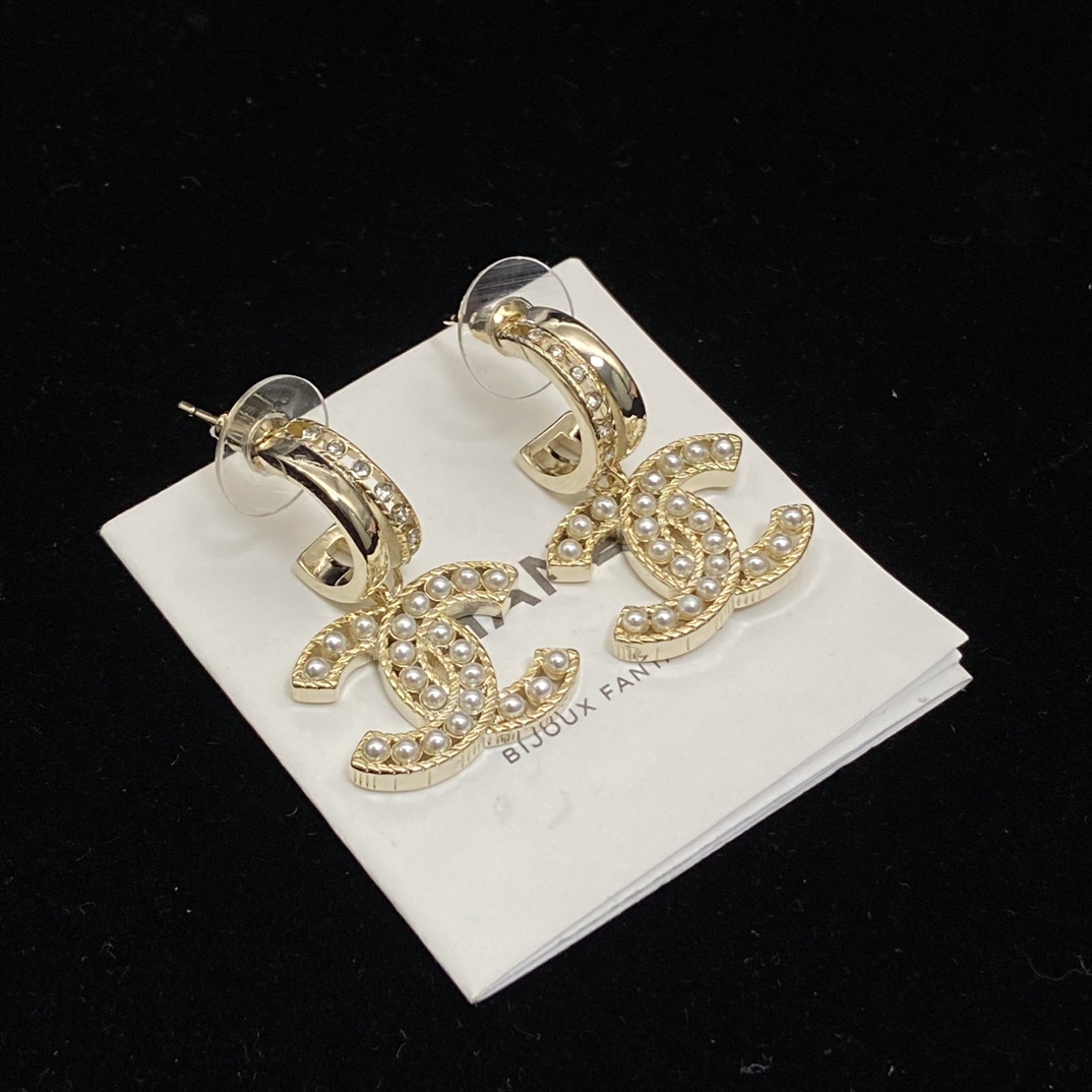 CCE783 cc hook earrings - ccjewelryacc