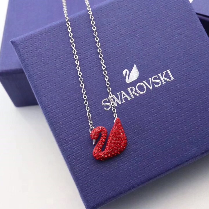 SVN004 Swarovski Red crystal swan pendant necklace - ccjewelryacc