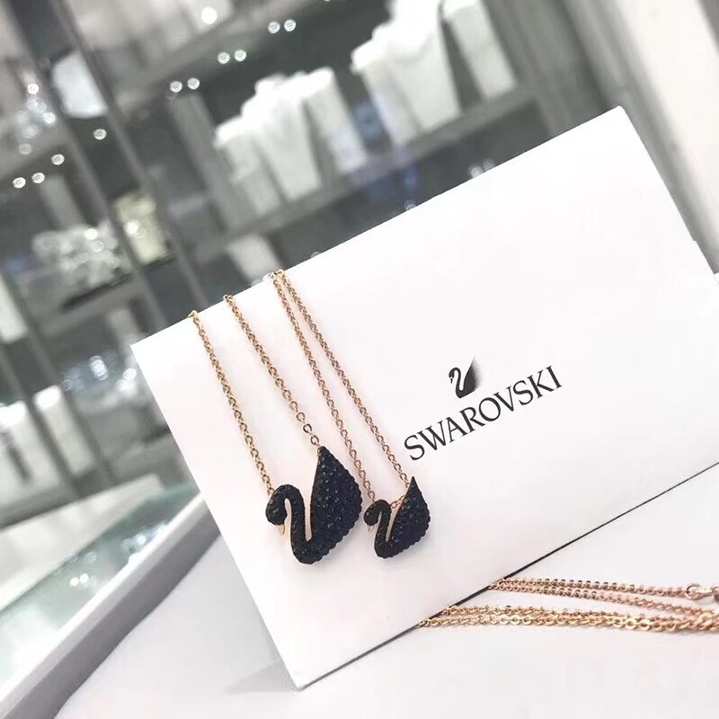 SVN002 Swarovski iconic swan pendant necklace Black - ccjewelryacc