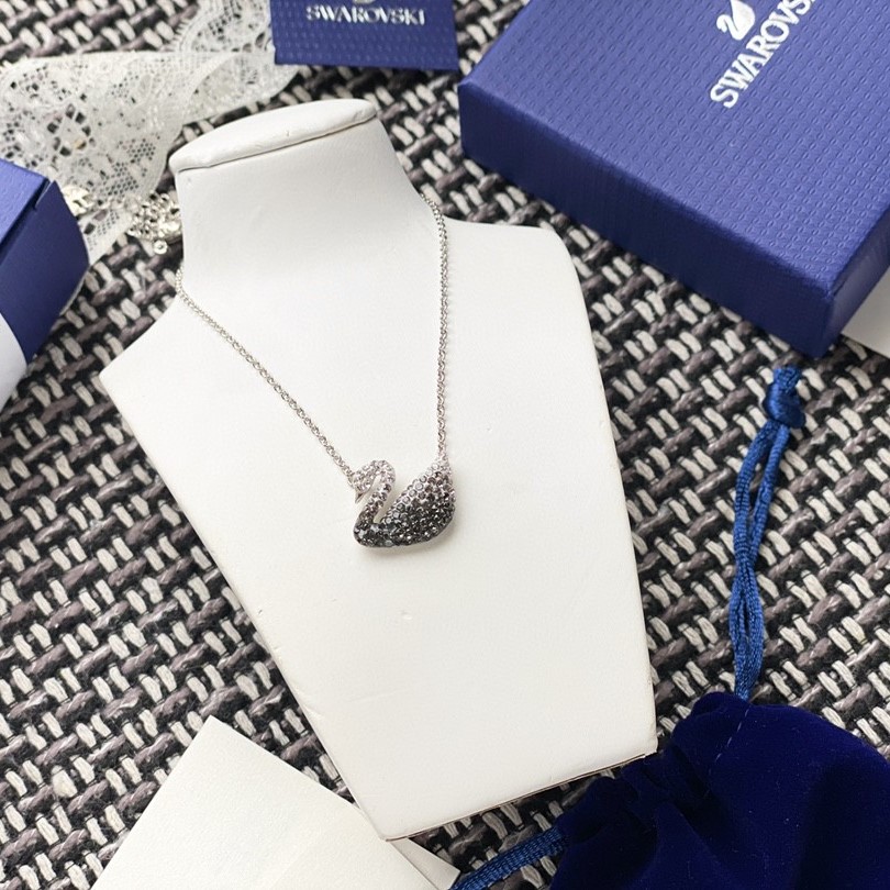 SVN003 Swarovski Gradient black crystal swan pendant necklace - ccjewelryacc