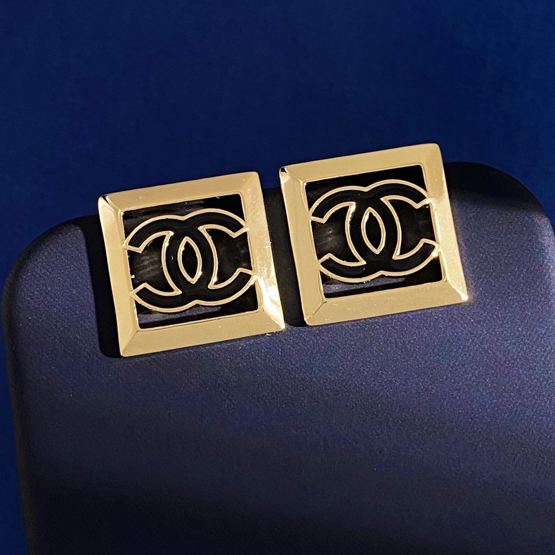 CCE751 24A enamel Square CC earrings - ccjewelryacc