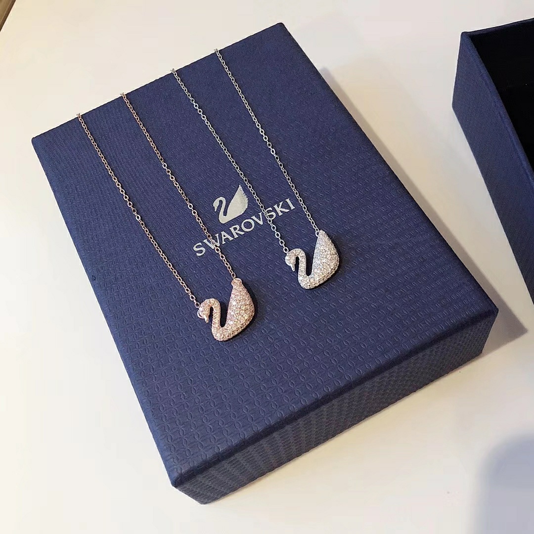 SVN007 Swarovski crystal swan pendant necklace - ccjewelryacc