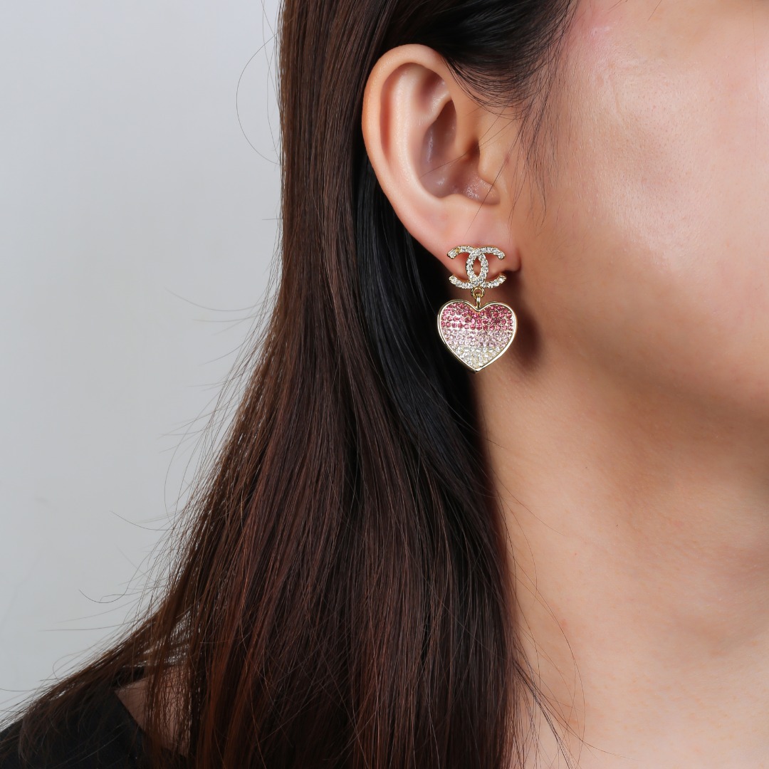 CCE034 23p Full crystal CC pink heart earring - ccjewelryacc