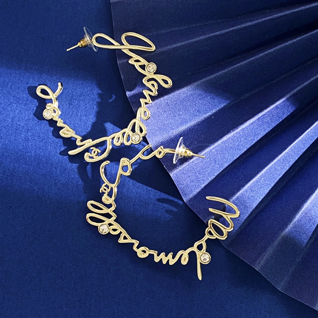 CCE792 Metal letters large hoop earrings - ccjewelryacc