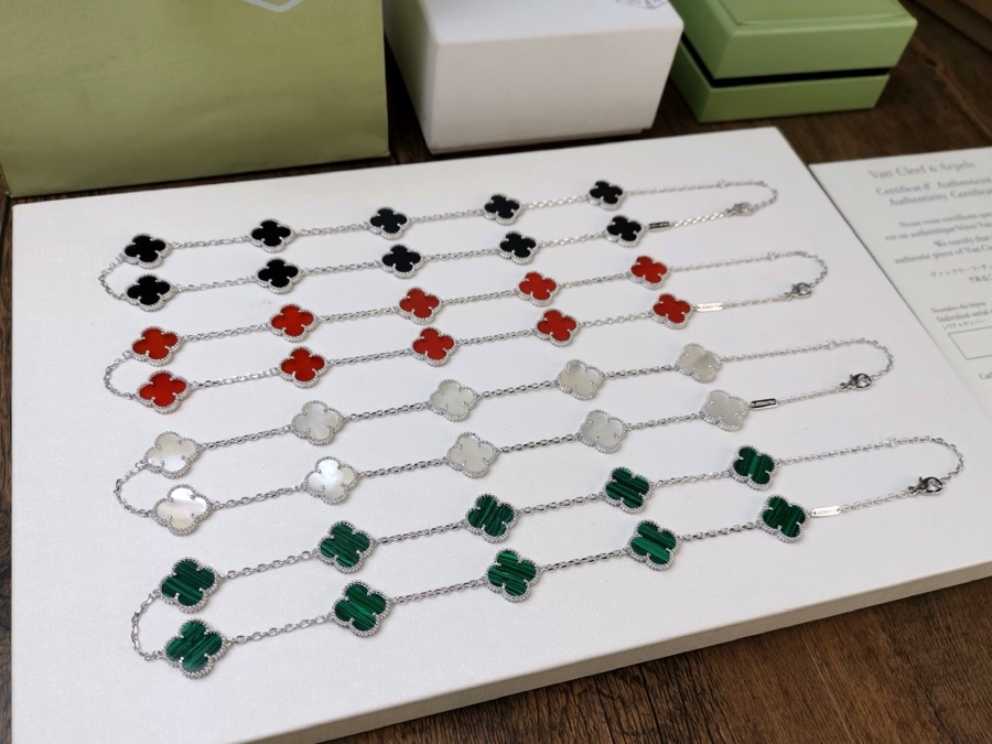 VCN075 Vintage Alhambra necklace 10 motifs - ccjewelryacc