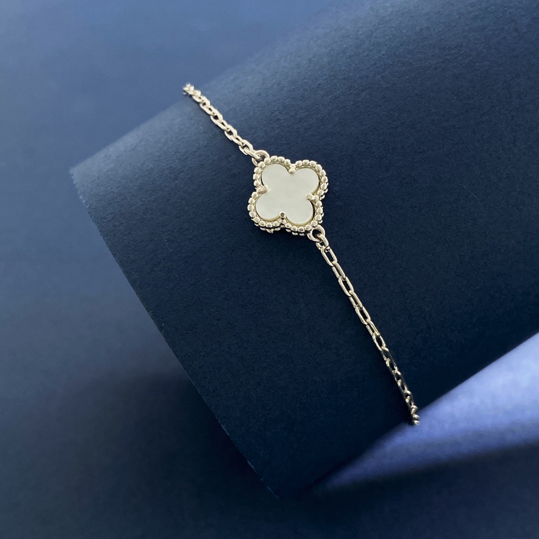 VCS037 Mini Van cleef sweet alhambra bracelet - ccjewelryacc