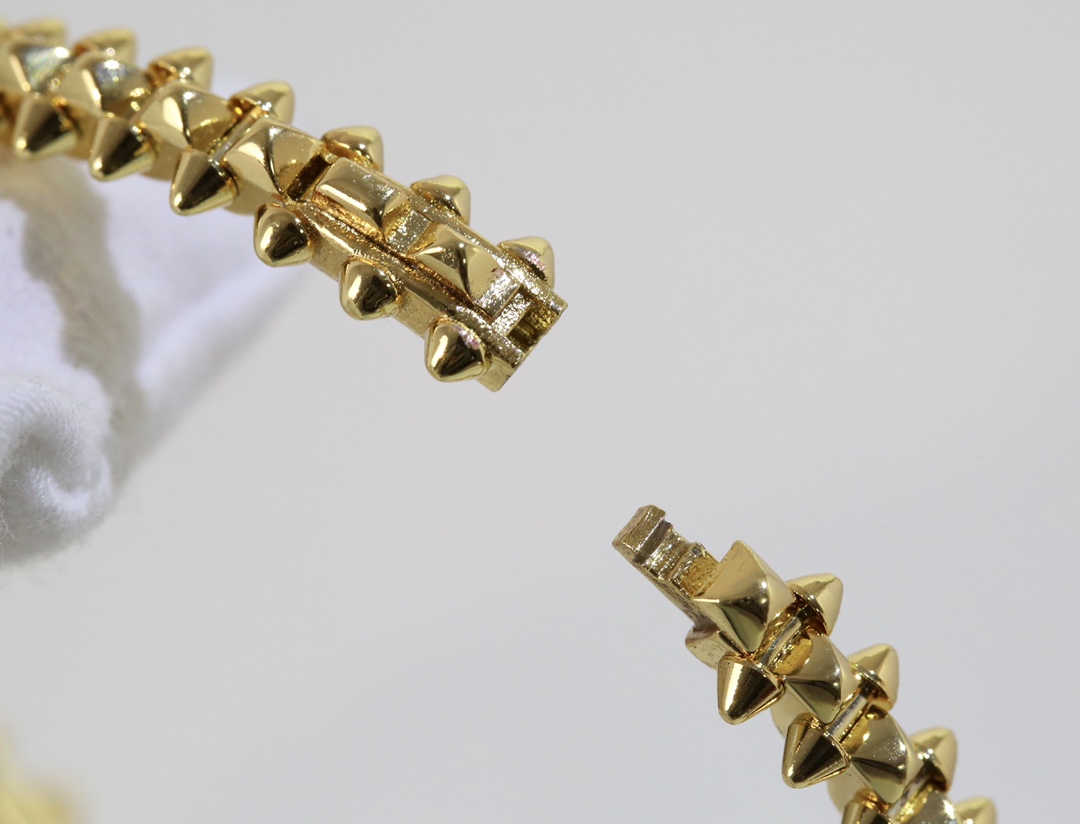 CTSV030 18K Gold Clash de Cartier bracelet, small model - ccjewelryacc