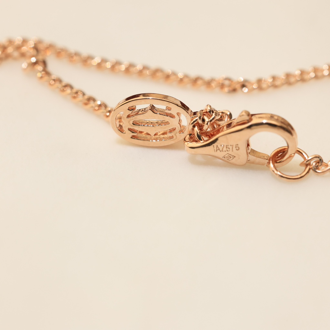 CTNV002 18K Gold Trinity pendant, cushion-shaped, half-paved - ccjewelryacc