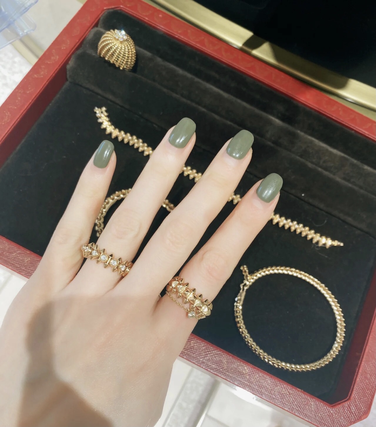 CTRV001 18k Gold Clash de Cartier ring, medium model, paved - ccjewelryacc