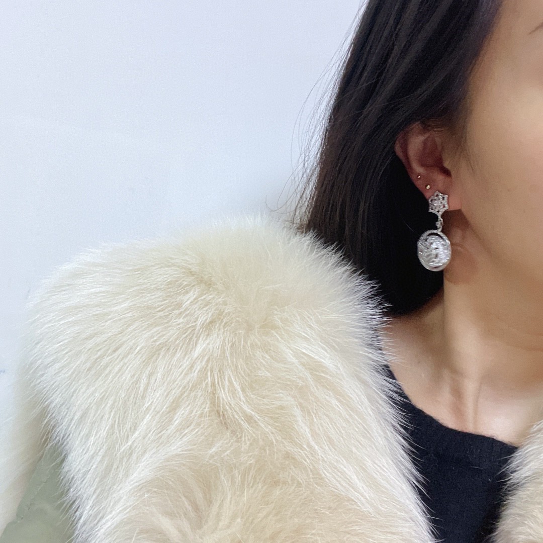 CTEV008 18K White Gold PANTHÈRE DE CARTIER EARRINGS - ccjewelryacc