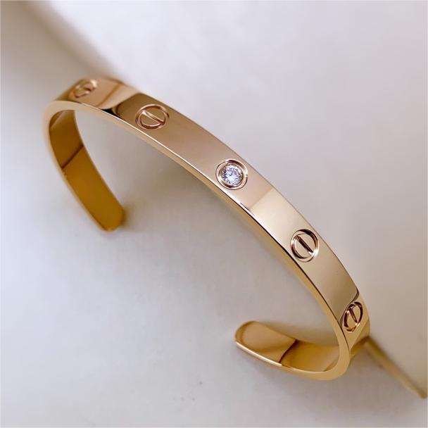 CTS031 C-Shape love bracelet with 1 diamond - ccjewelryacc