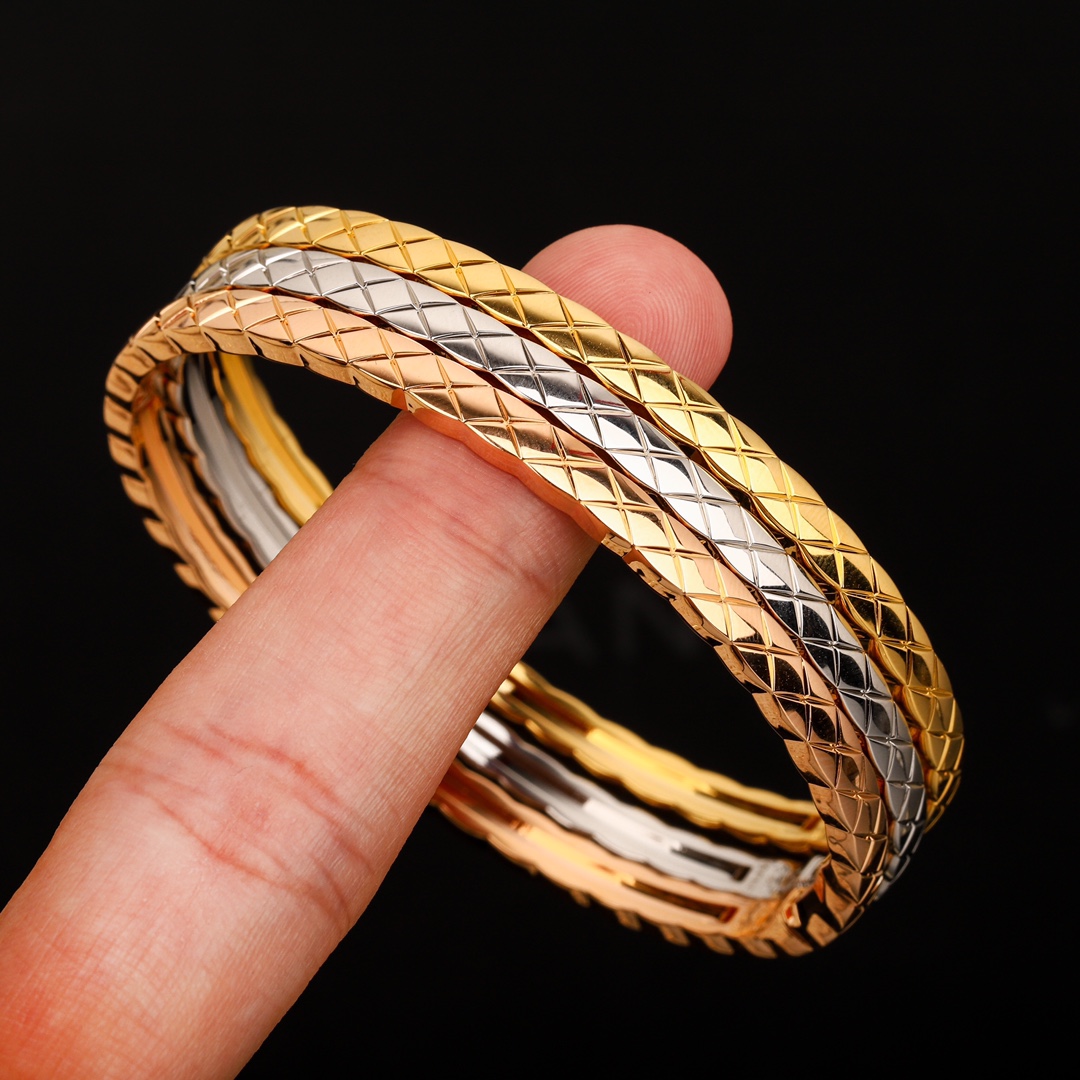 CCSV001 18K Gold Narrow Mini COCO Crush Bangle Bracelet - ccjewelryacc