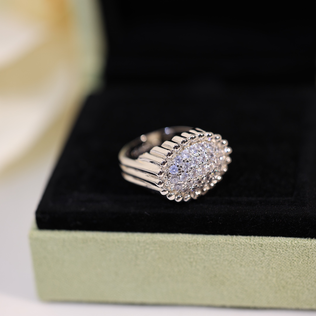 VCR010 VCA Perlee diamonds Ring - ccjewelryacc