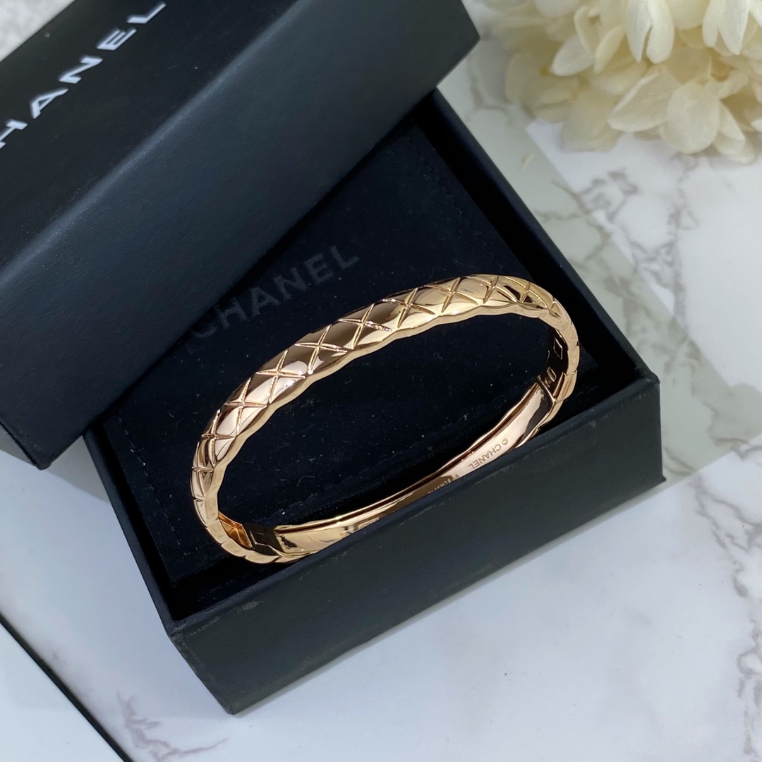 CCSV002 V-Gold Wide metal COCO Crush Bangle Bracelet - ccjewelryacc