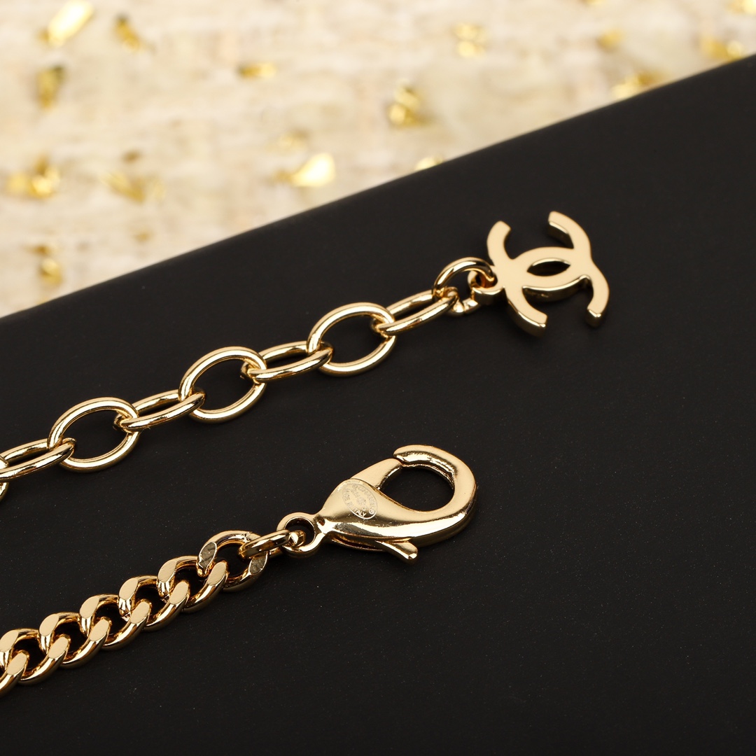 CCN351 CC 24S Pink / White Bag Pendant Necklace - ccjewelryacc