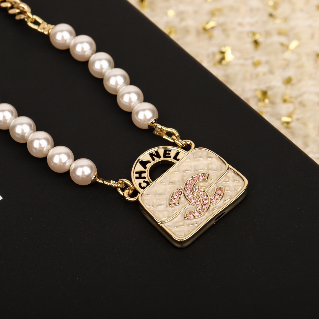 CCN351 CC 24S Pink / White Bag Pendant Necklace - ccjewelryacc