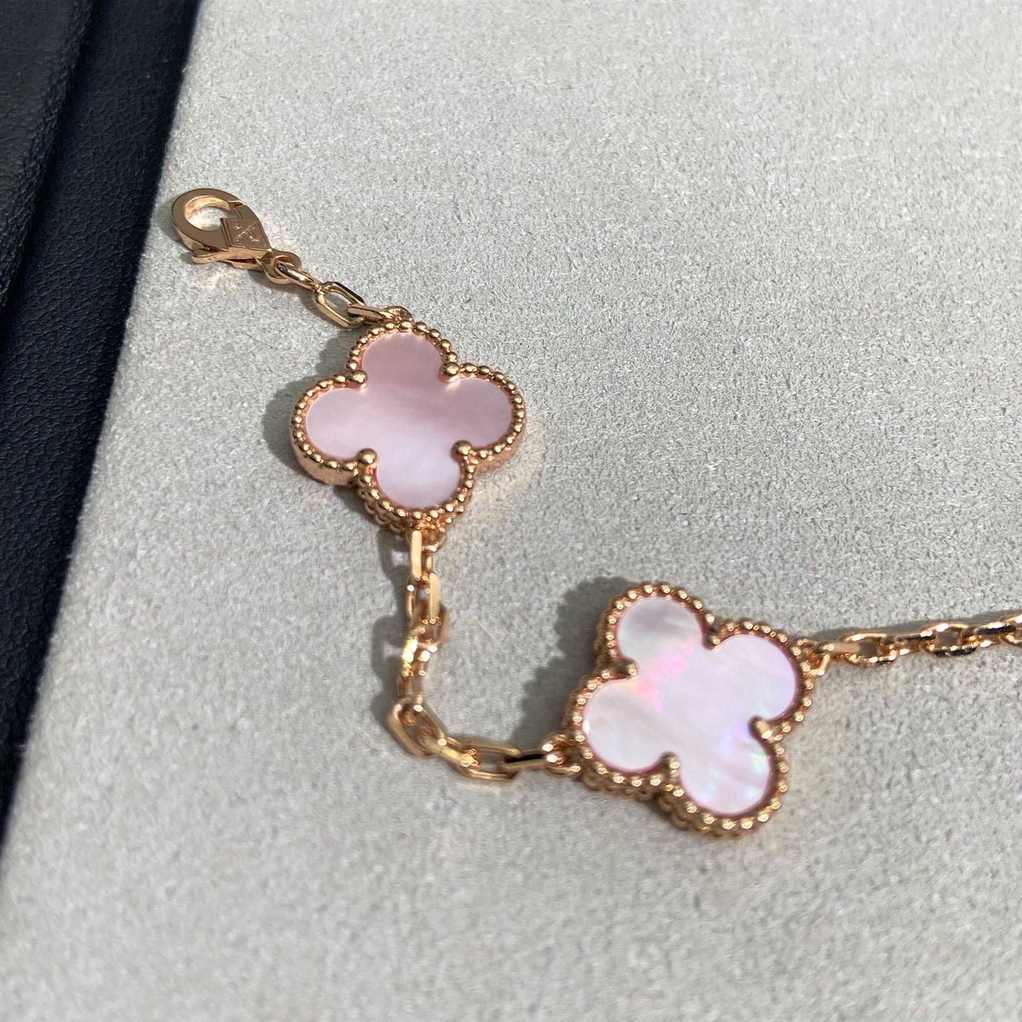 VCS003 Pink mother of pearl vintage alhambra Bracelet 5 motifs - ccjewelryacc