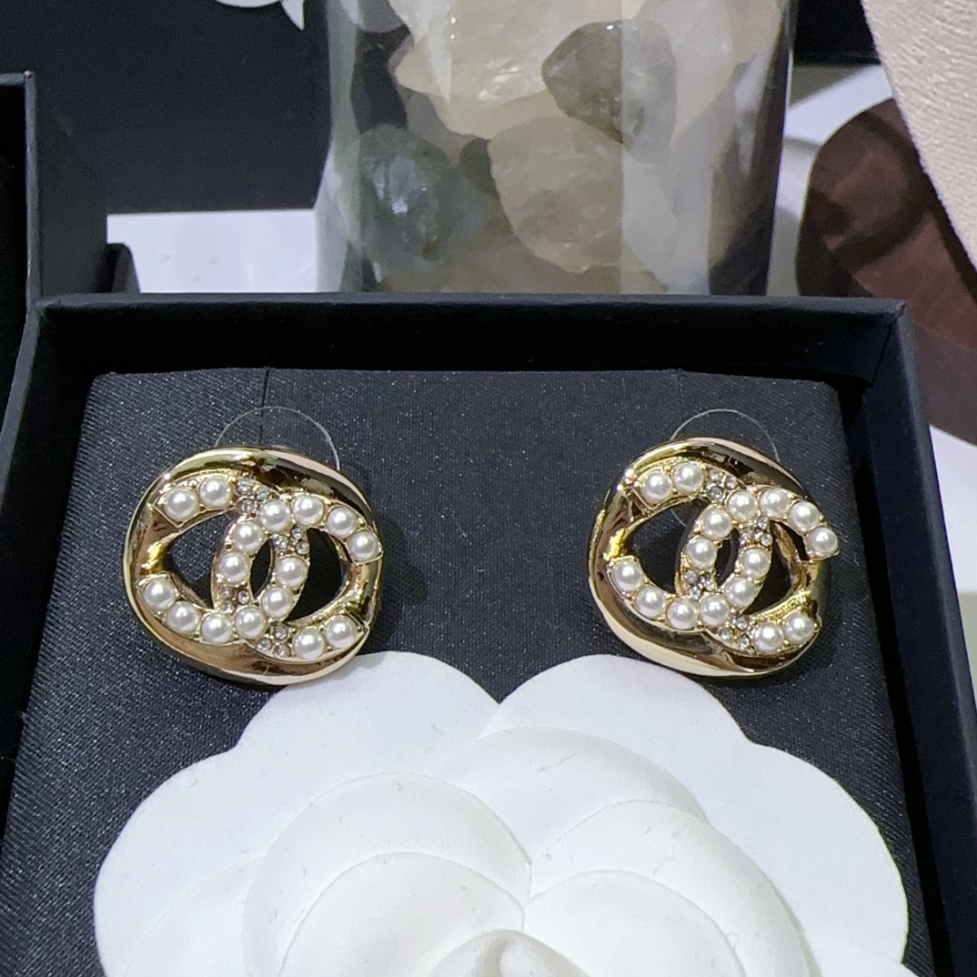 CCN449 CC Metal cc logo pendant necklace - ccjewelryacc