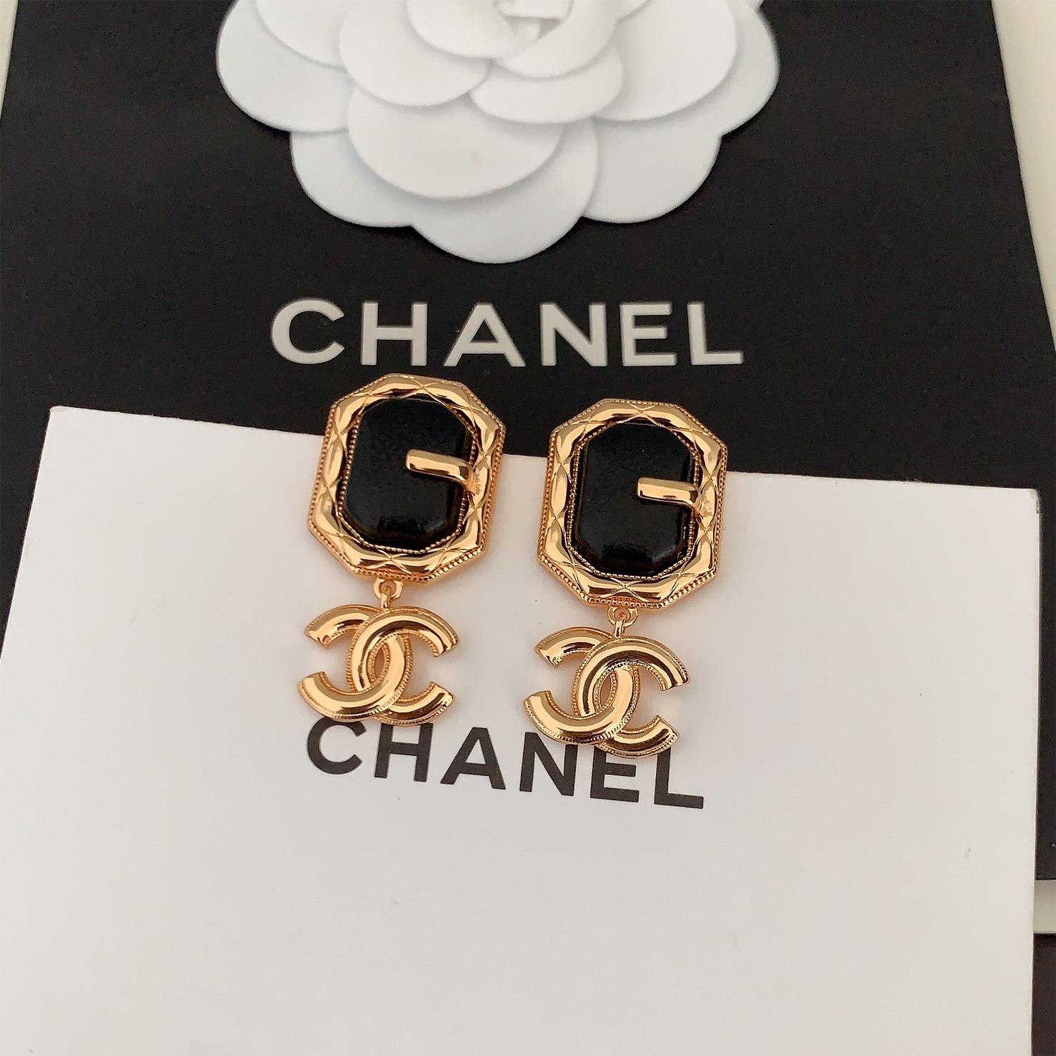 CCE799 24C Square Black leather with cc logo drop earrings - ccjewelryacc