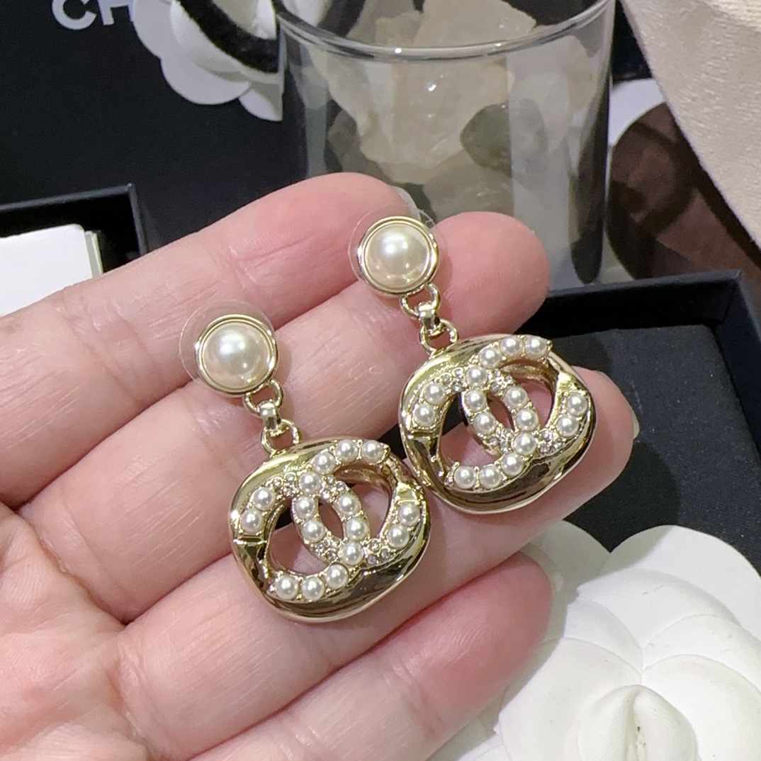 CCN449 CC Metal cc logo pendant necklace - ccjewelryacc