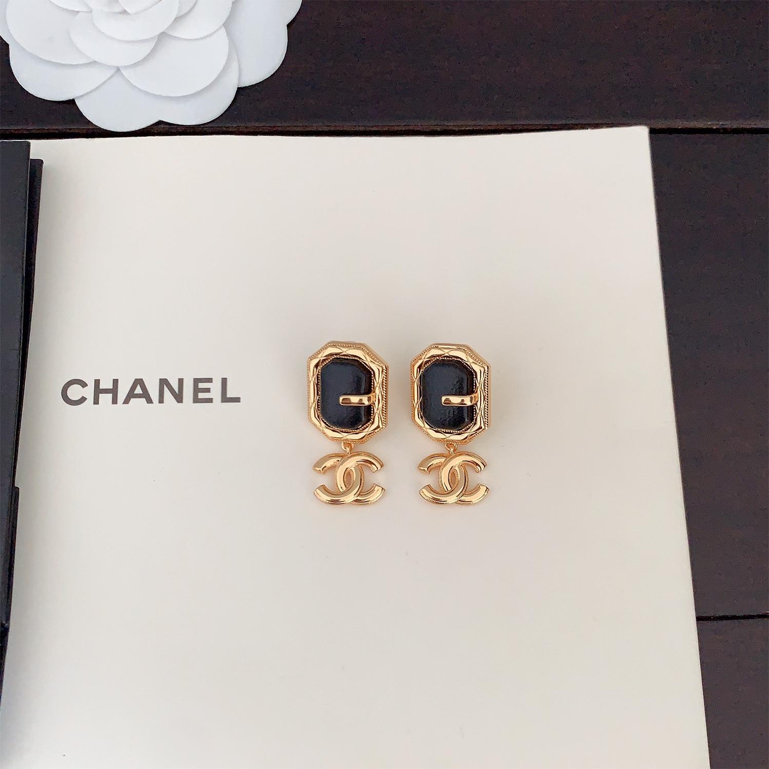 CCE799 24C Square Black leather with cc logo drop earrings - ccjewelryacc