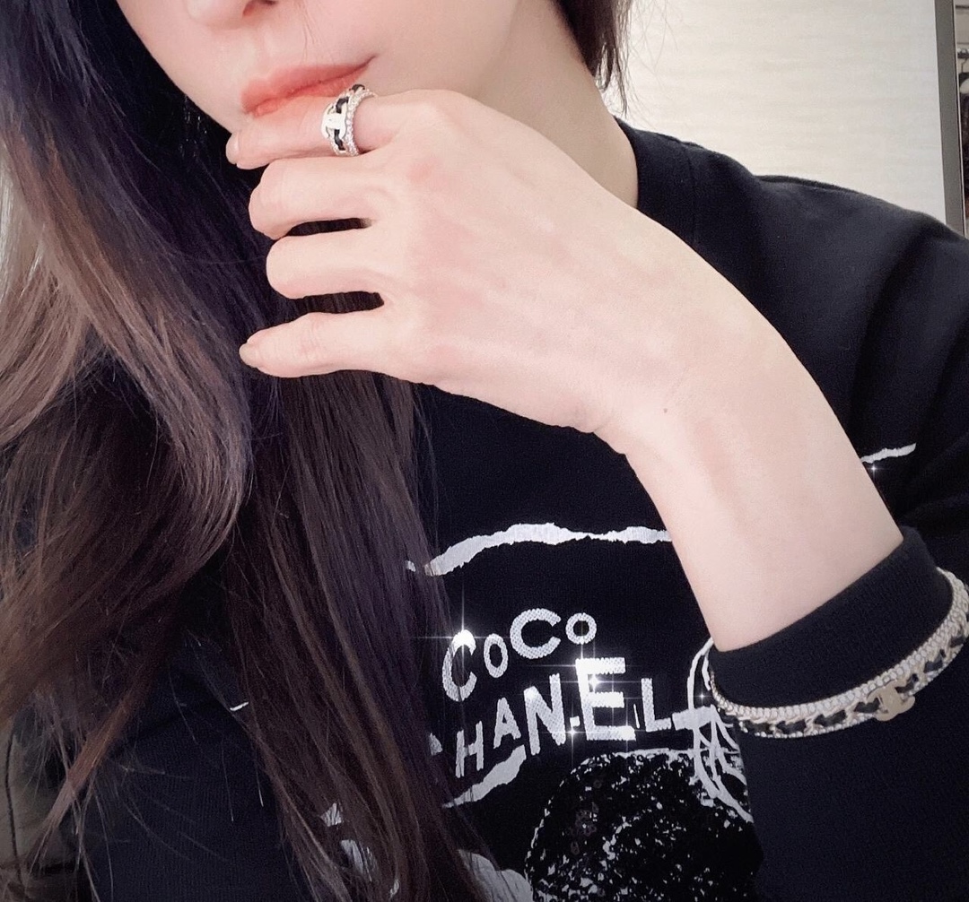 CCS037 Metal leather diamond cc logo bangle bracelet - ccjewelryacc