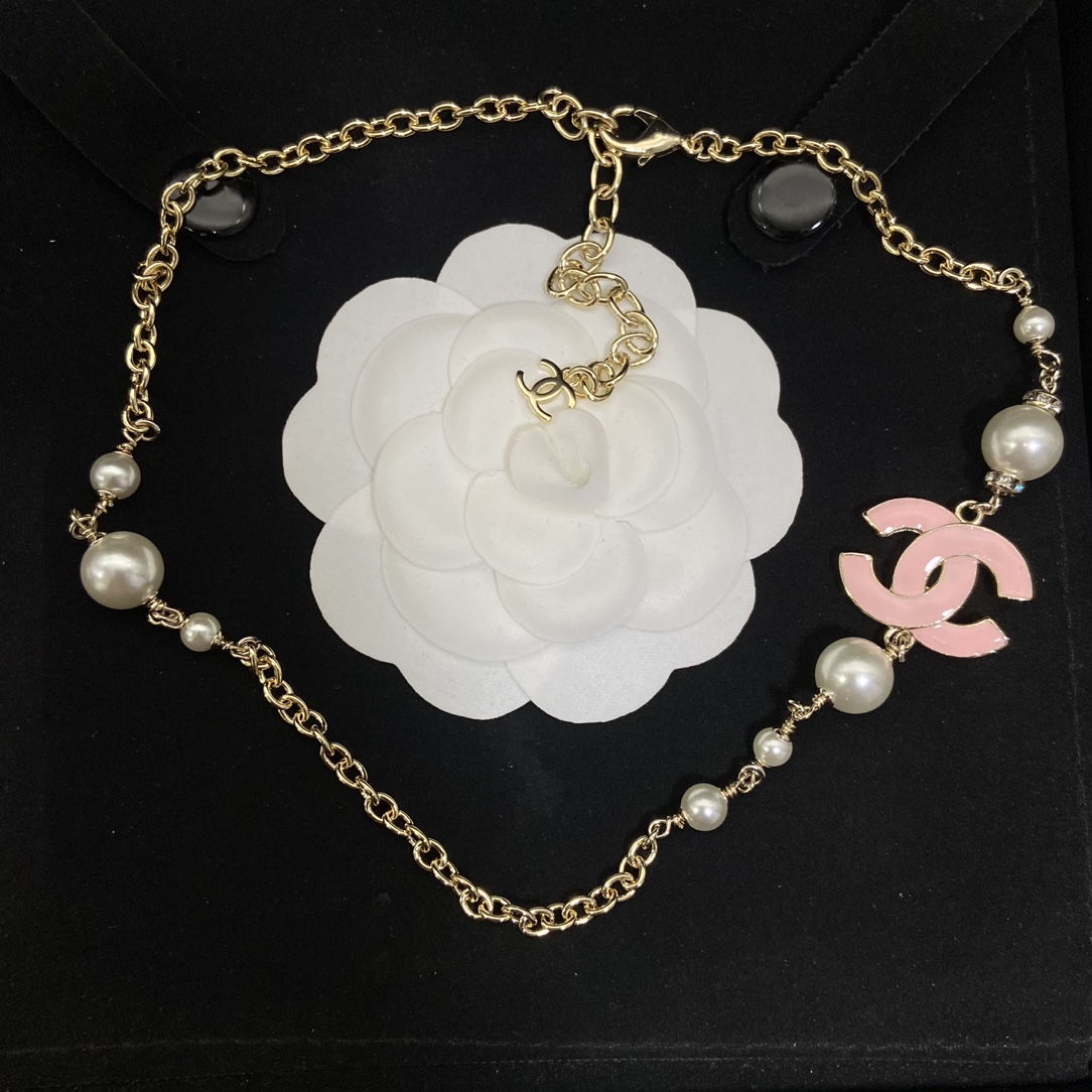 CCN111 23p Enamel CC Logo with pearl Choker necklace - ccfashionjewelry
