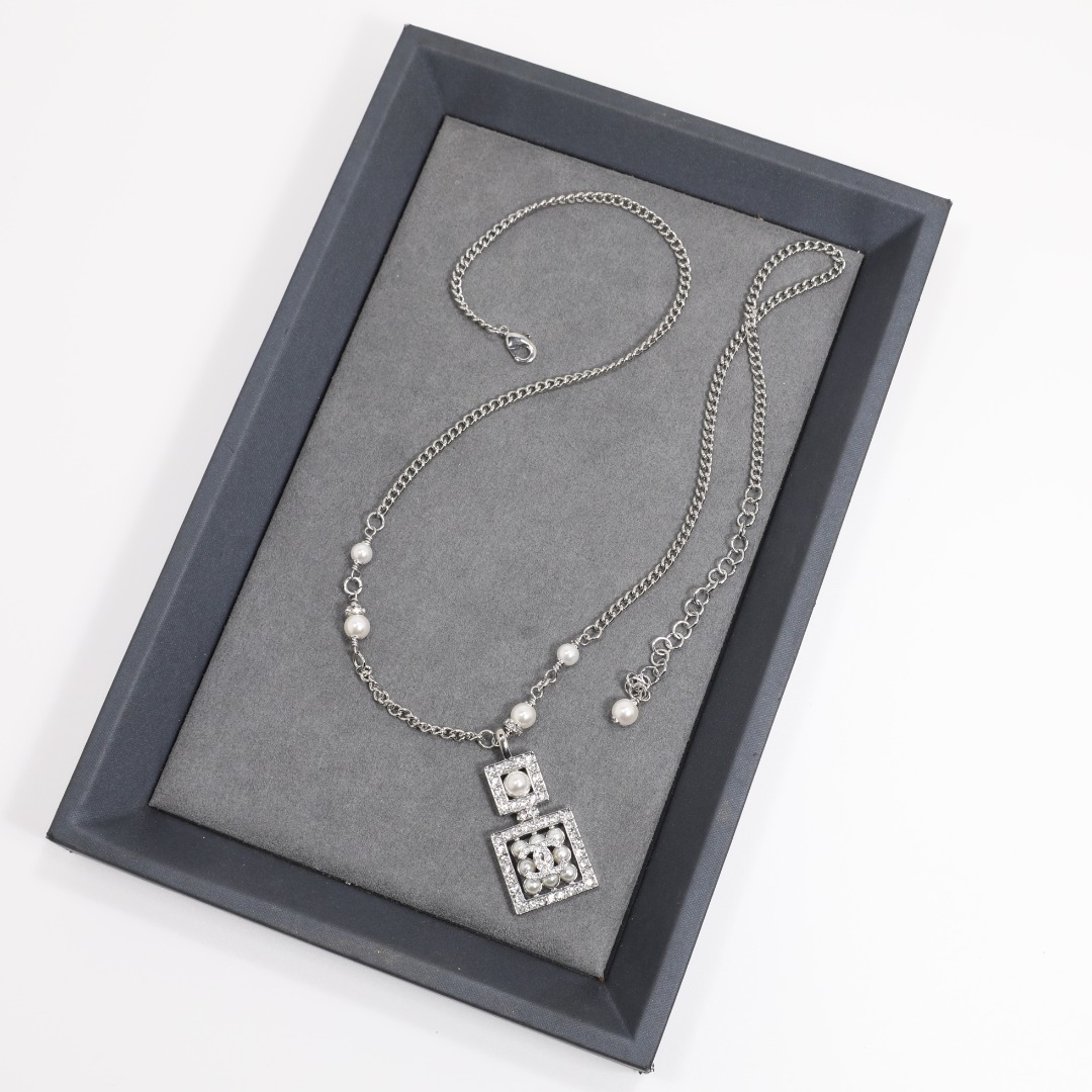 CCN512 Pearl perfume bottle pendant necklace - ccjewelryacc