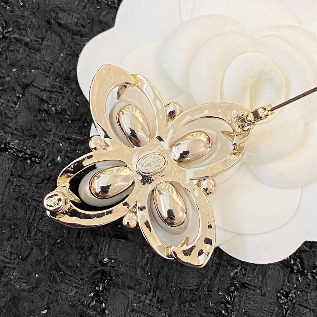 BCB422 23 Pearl crystal Four-leaf flower brooch pin - ccjewelryacc