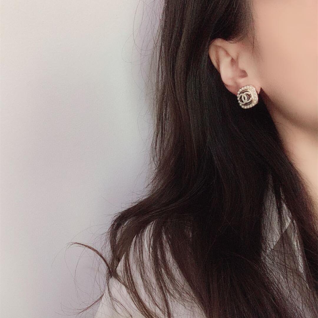 CCE841 Square pearl cc stud earring - ccjewelryacc