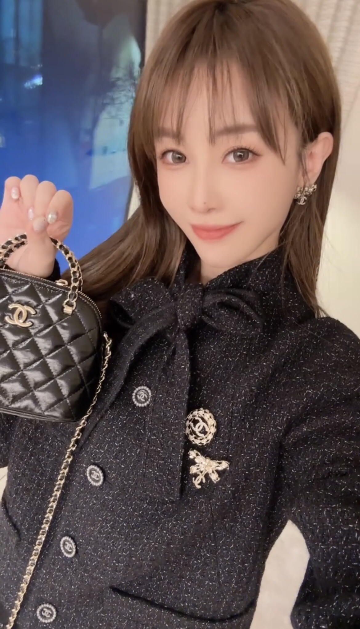 CCE844 24B Bow with cc logo drop earring - ccjewelryacc