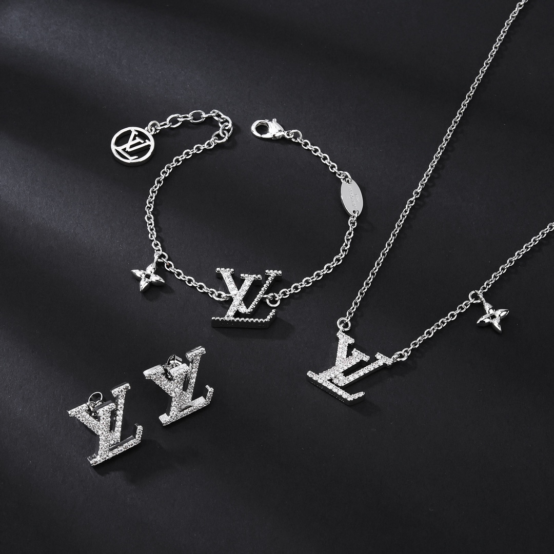 LVT021  Crystal VL LOGO Necklace bracelet earring - ccjewelryacc