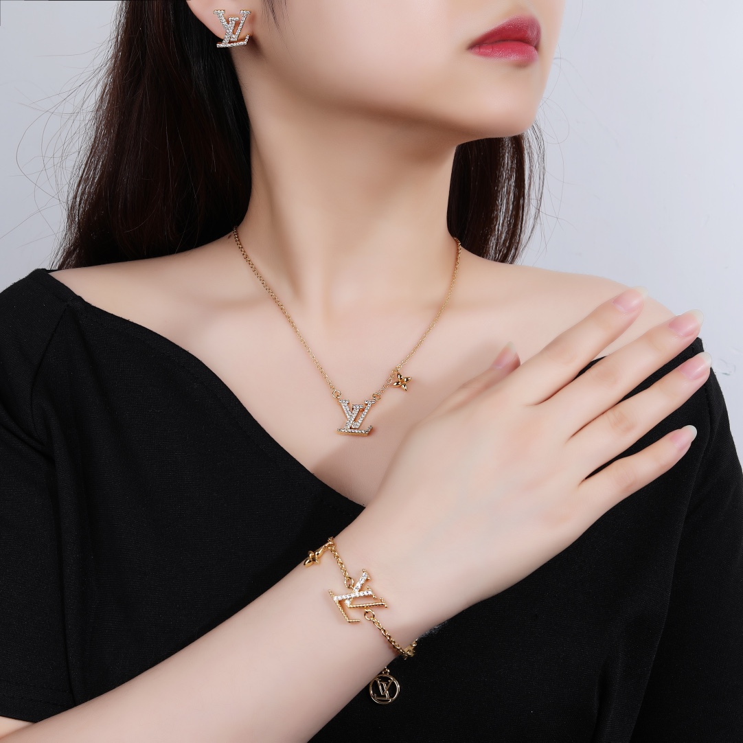 LVT021  Crystal VL LOGO Necklace bracelet earring - ccjewelryacc