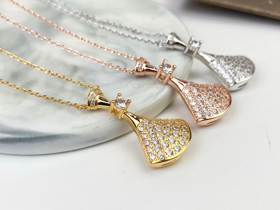 BGN031 Full diamond DIVA DREAM necklace - ccjewelryacc